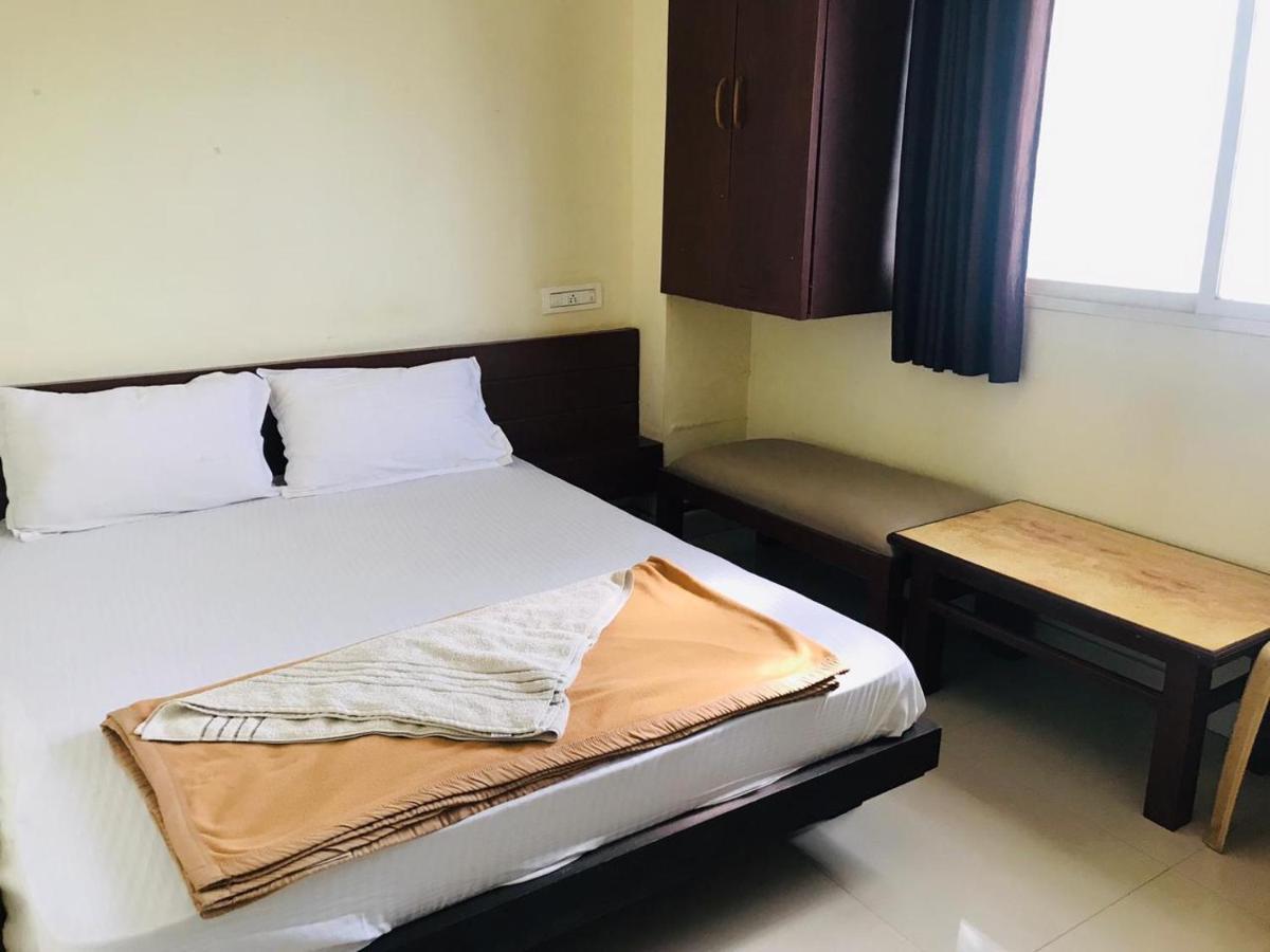 Staymaker Bright Palace Residency Shimoga Exterior foto